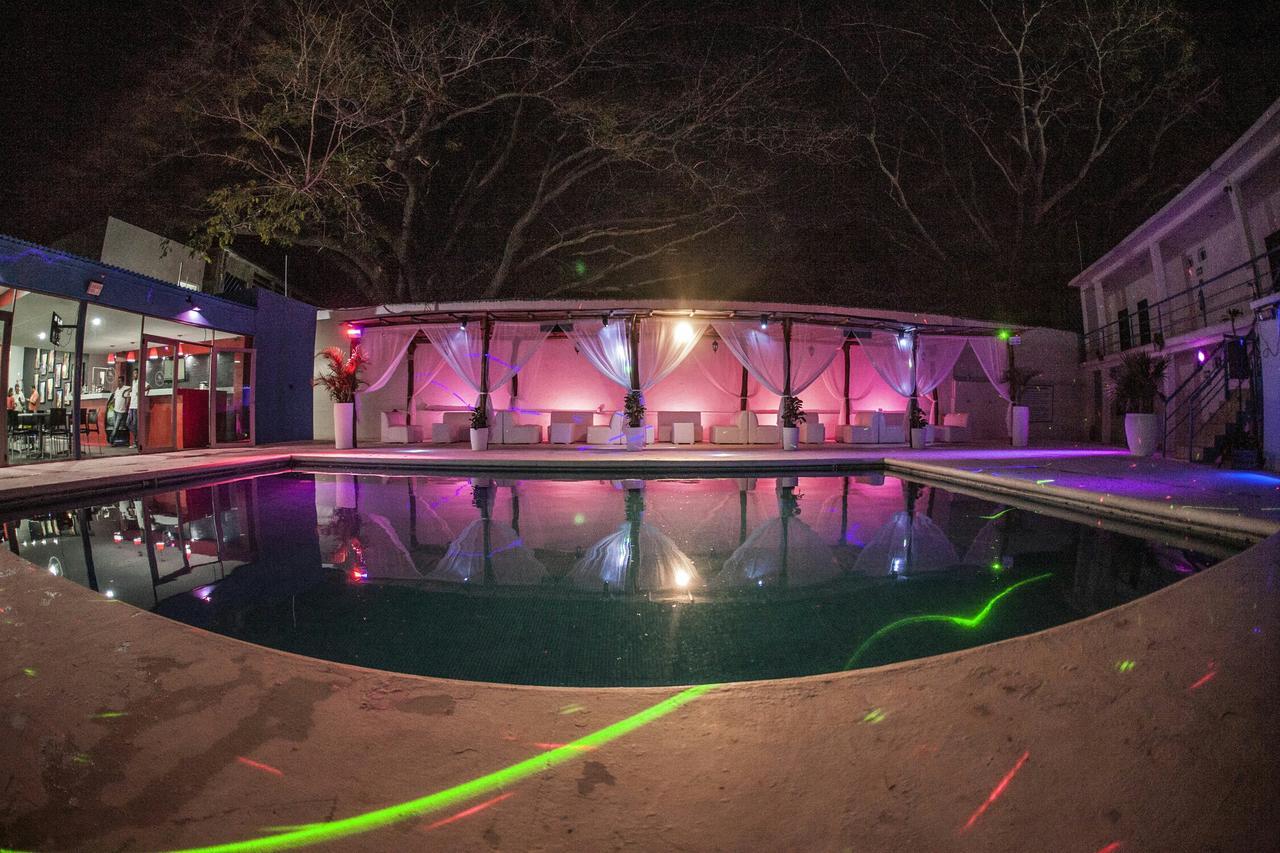 Hotel Santa Cruz Tehuantepec Santo Domingo Tehuantepec 외부 사진